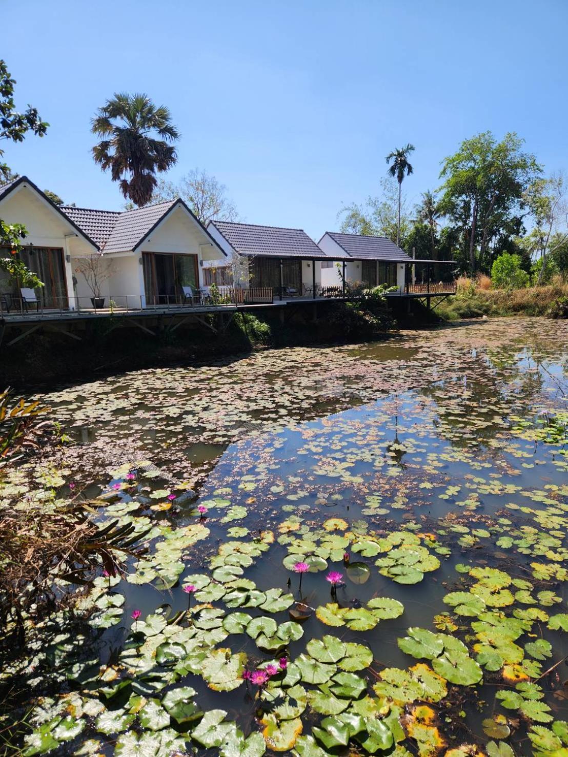 The Duck Cafe And Resort Trat Exterior foto